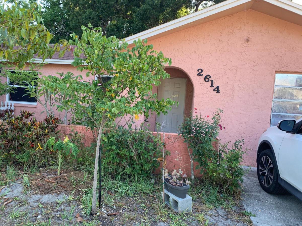 House 3br 1-bath, 8-min From Indian Rocks Beach, Park Thru Back Gate Holiday home